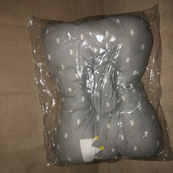 Baby pillow. Unused - Picture 2 of 2